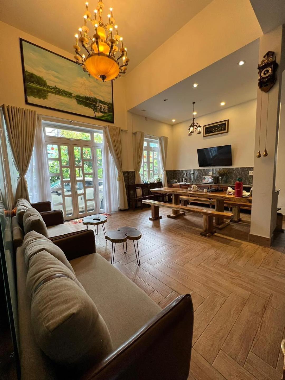De Daisy Villa Homestay Da Lat Exterior photo